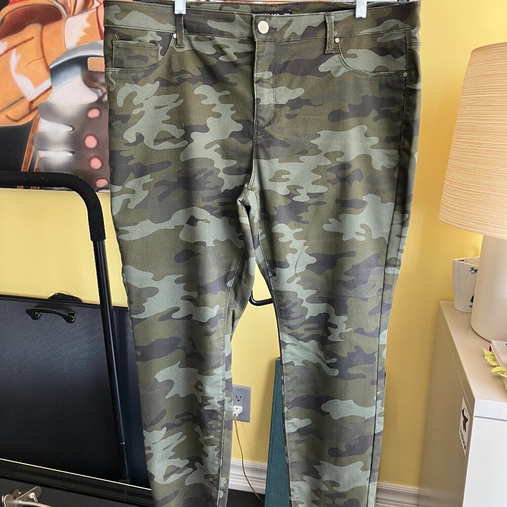 Design Lab Camouflage Jeans